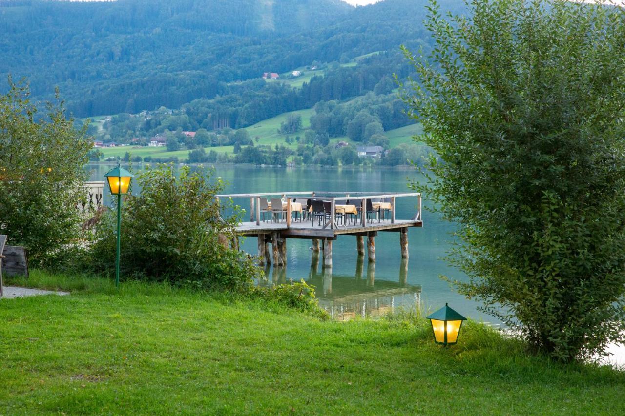 Seewirt Zell am Moos Buitenkant foto