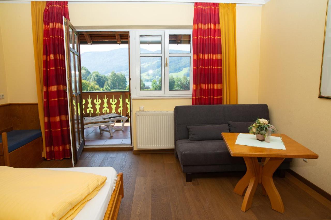 Seewirt Zell am Moos Buitenkant foto