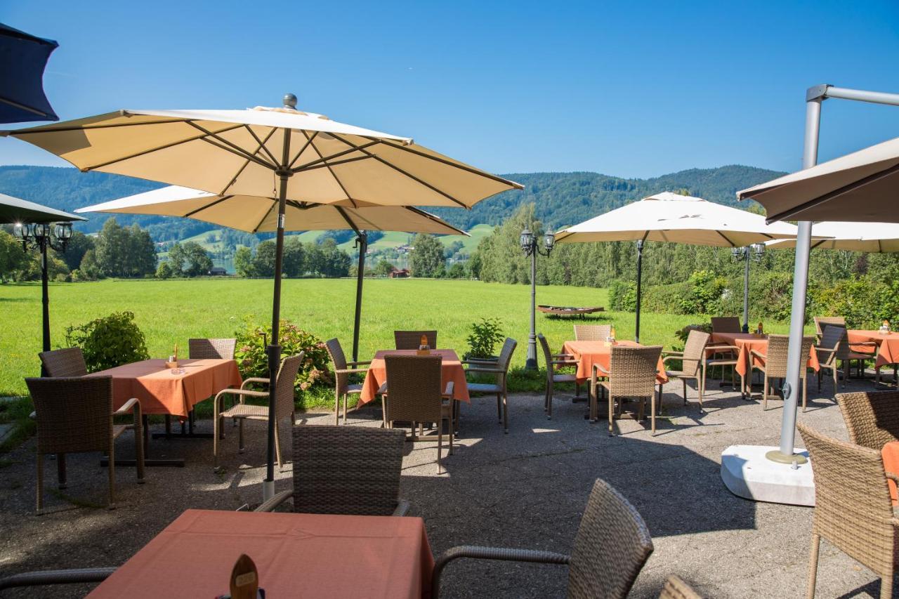 Seewirt Zell am Moos Buitenkant foto