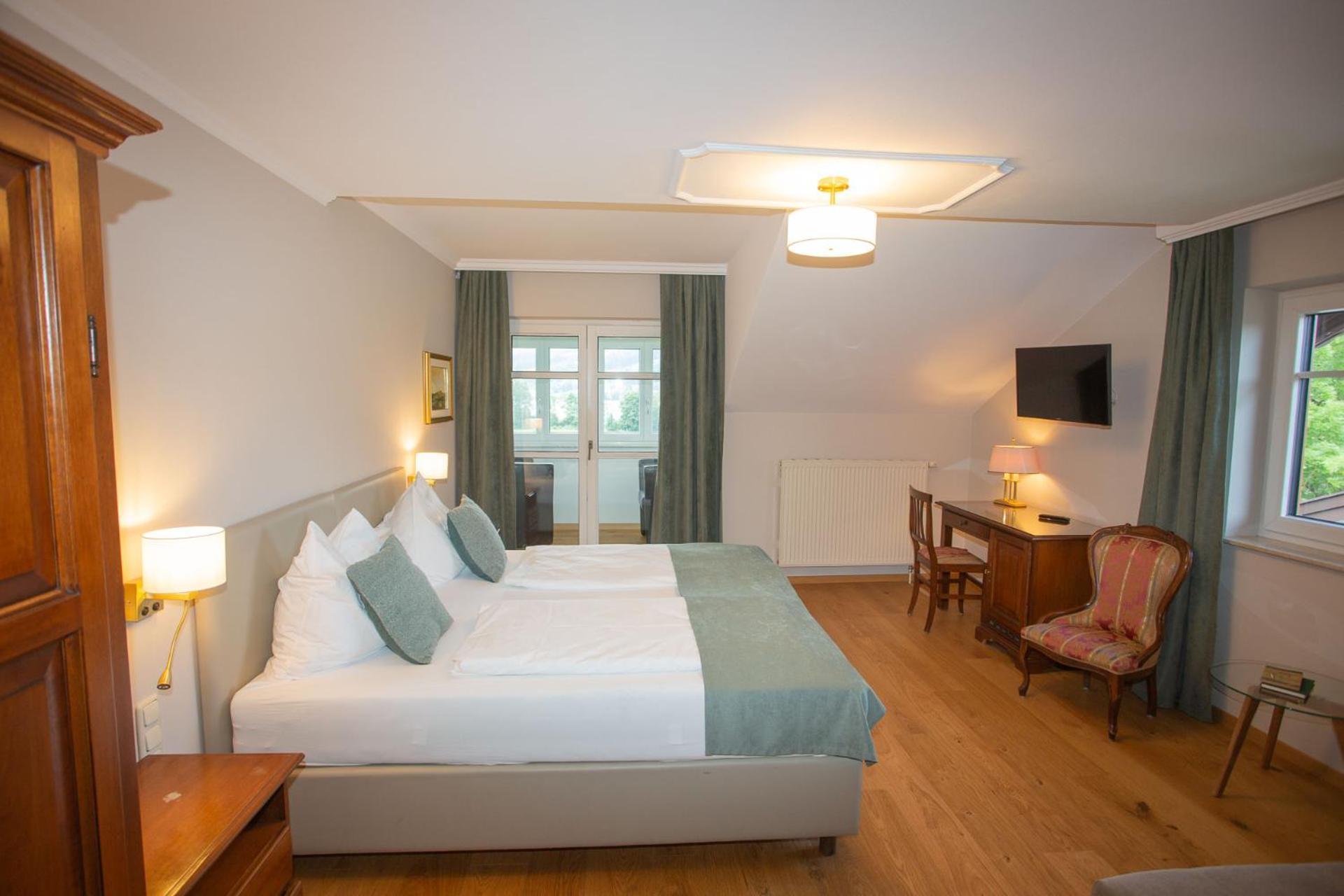 Seewirt Zell am Moos Buitenkant foto