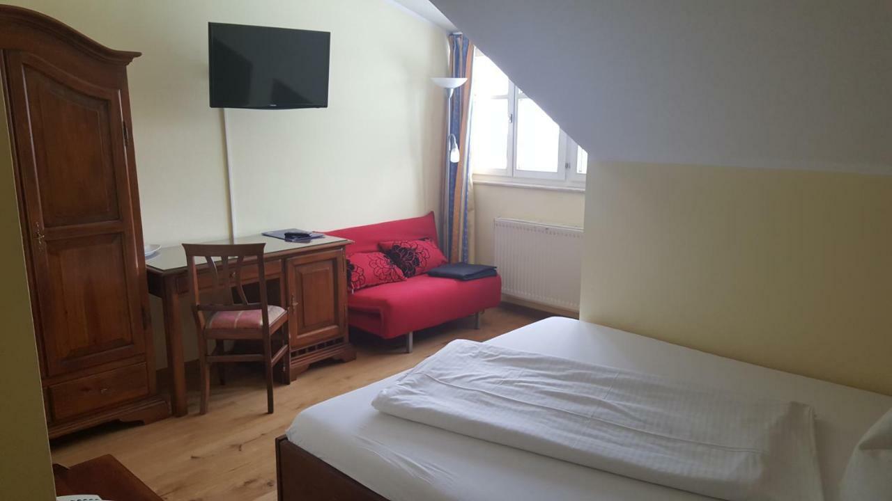 Seewirt Zell am Moos Buitenkant foto